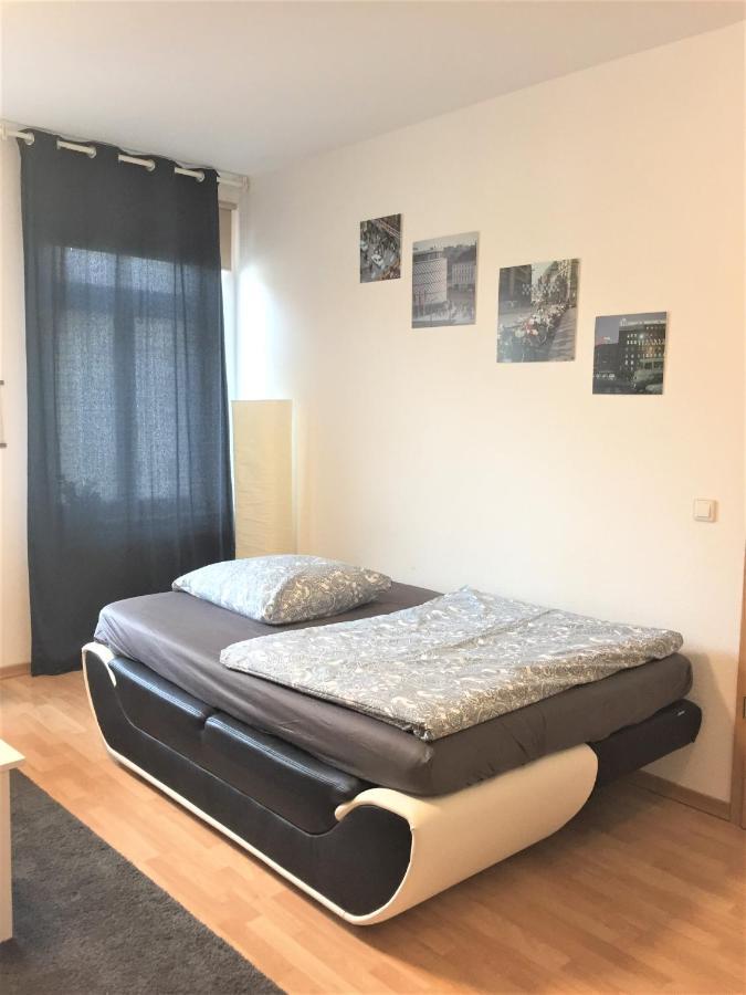 Ferienwohnung Leutzsch Am Leipziger Auenwald Exterior photo