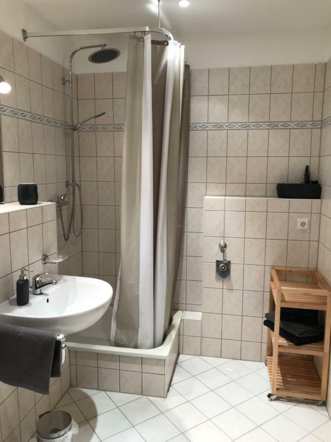 Ferienwohnung Leutzsch Am Leipziger Auenwald Exterior photo